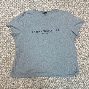 Tommy Hilfiger Heather Gray Logo Short Sleeve Tee